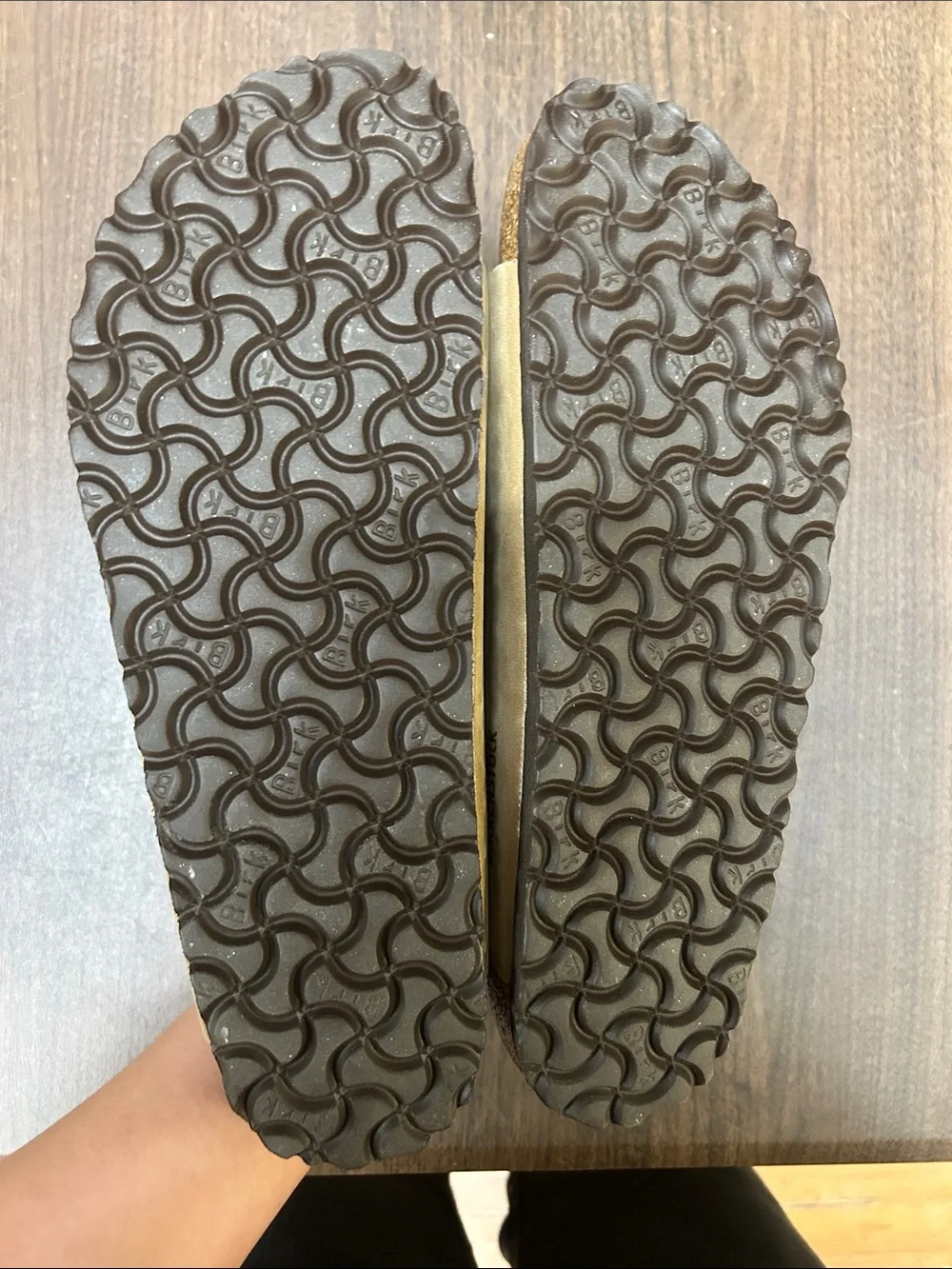 BIRKENSTOCK Arizona Mens Tobacco Brown Sandals